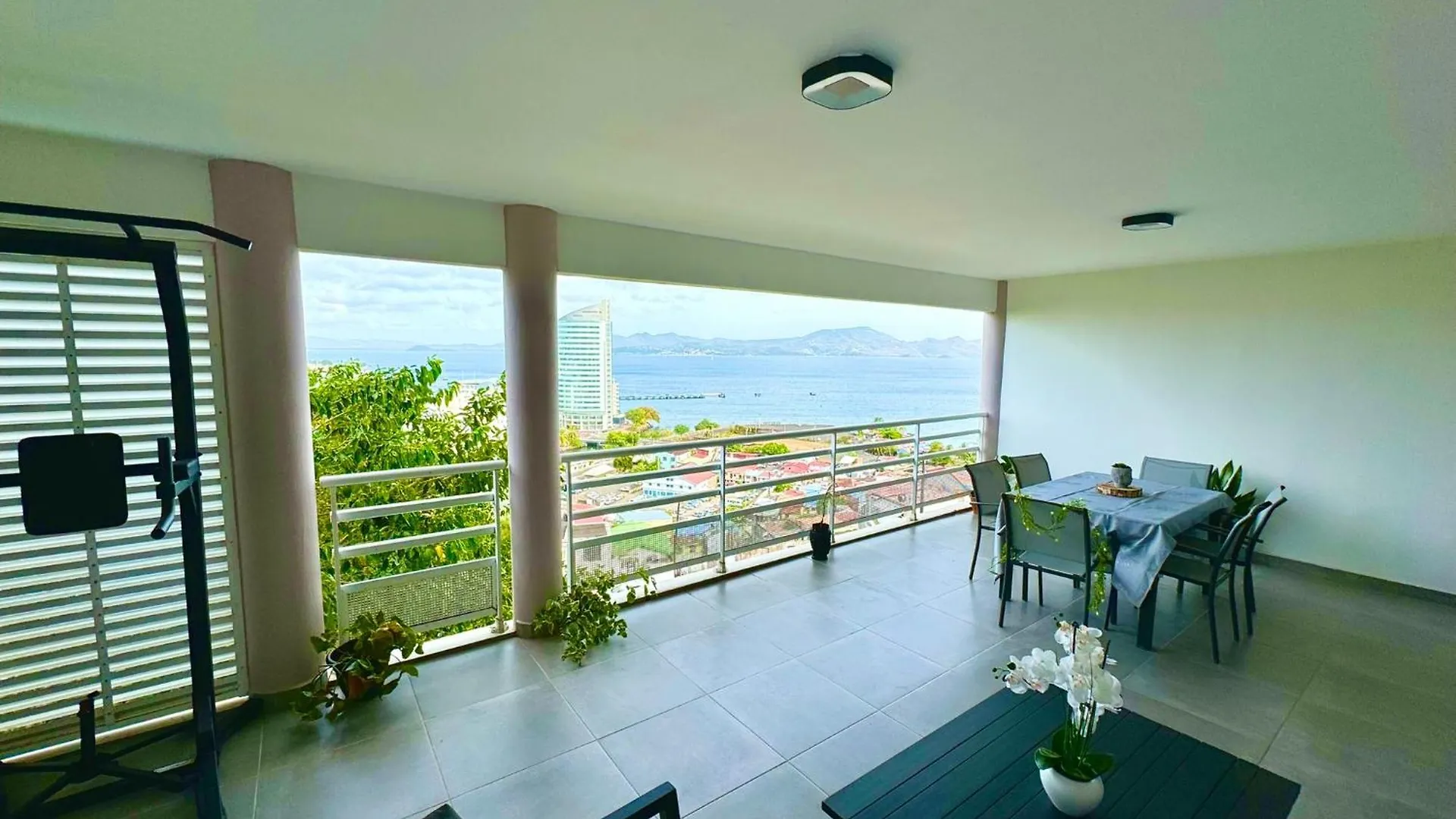 Apartment Escapade Panoramique Appt Prestige Vue Mer Fort-de-France